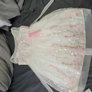 Girl dress,size 10,cream colored with flowers